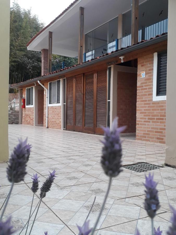 Pousada Vila Rica Cunha Eksteriør billede